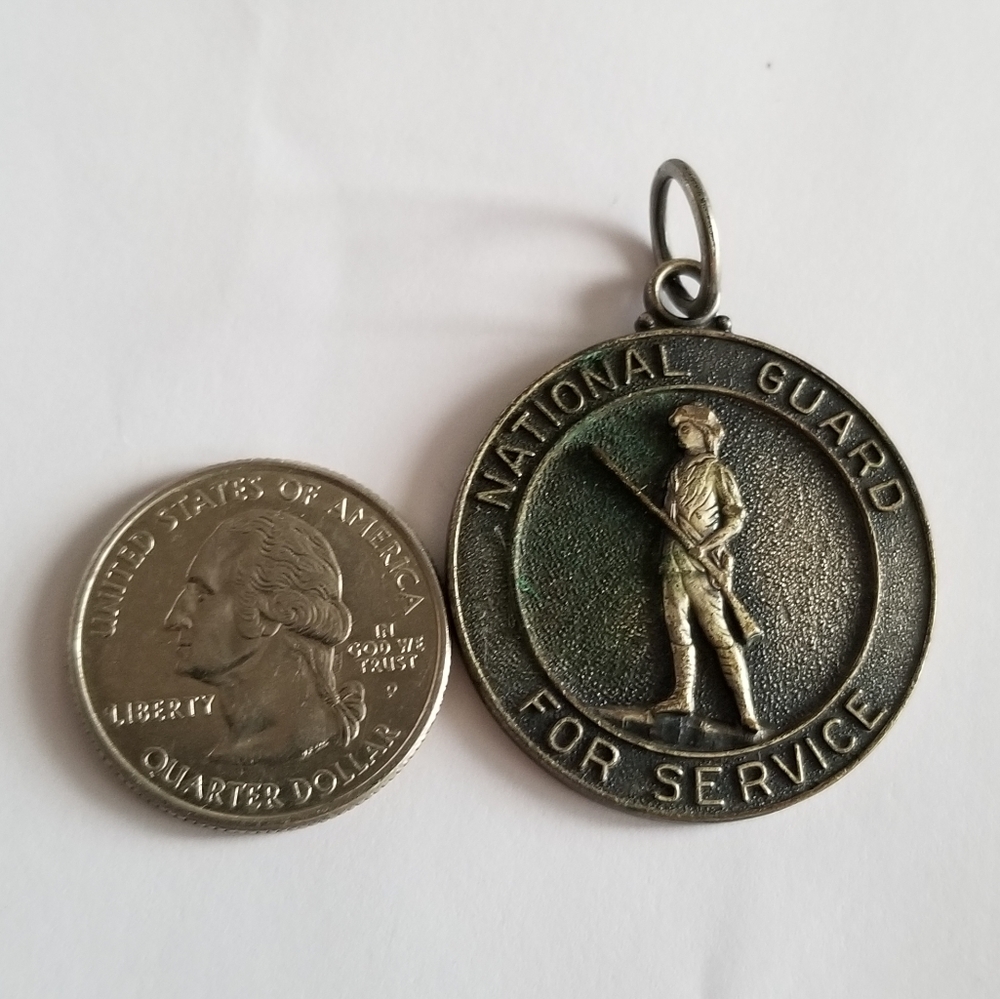 National Guard service award medal pendant silver tone charm military - Picture 3 of 8